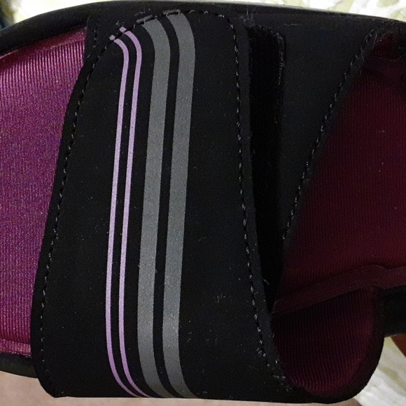 Memory Foam Sandals - Picture 4 of 4